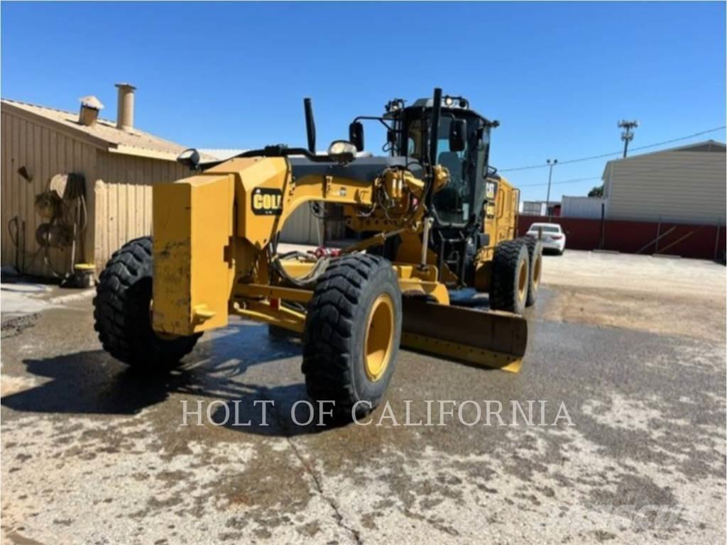 CAT 140M3 Równiarki