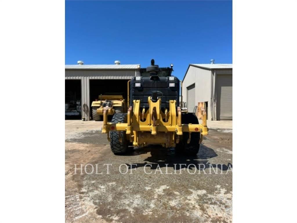 CAT 140M3 Równiarki