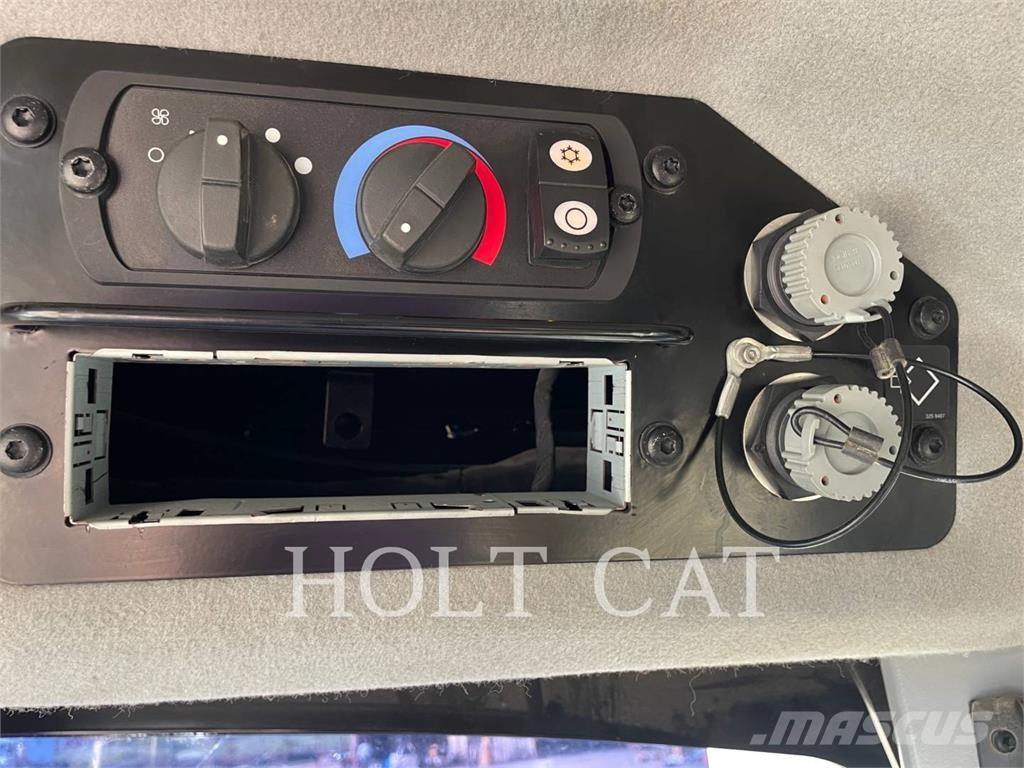 CAT 140M3 Równiarki
