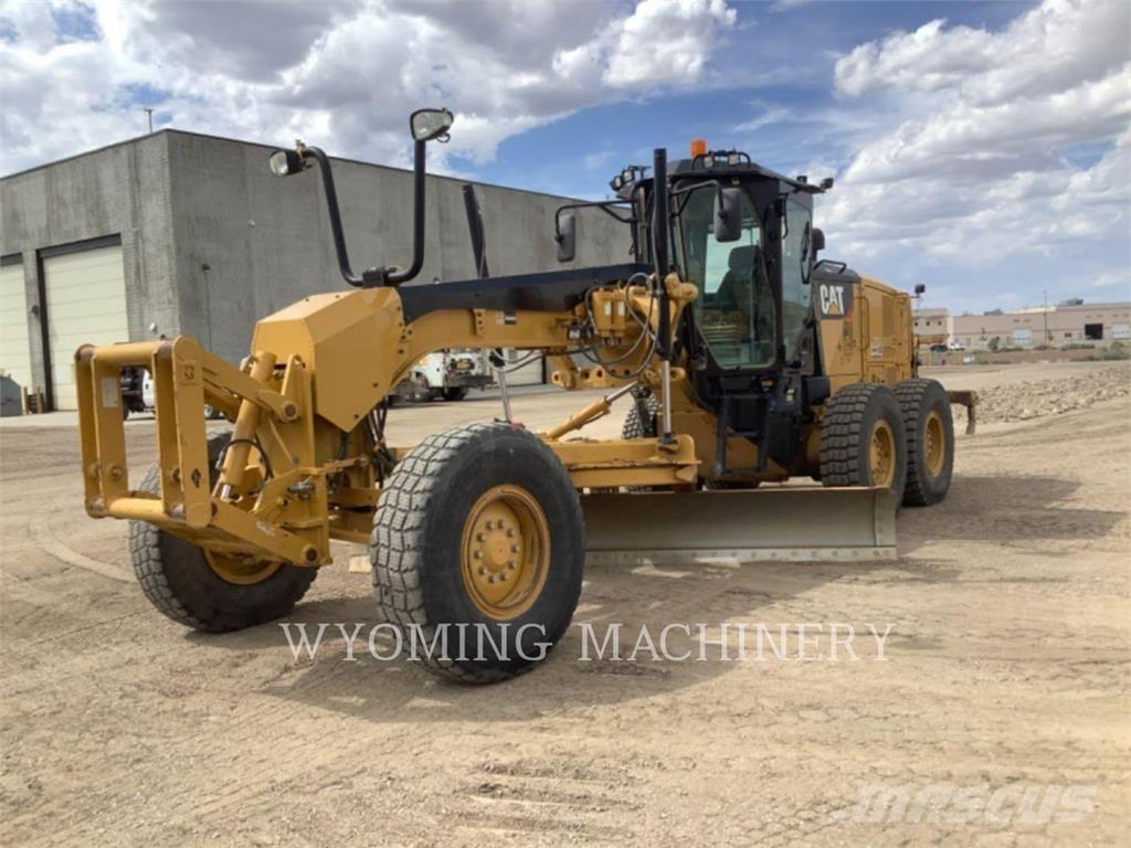CAT 140M3 Równiarki