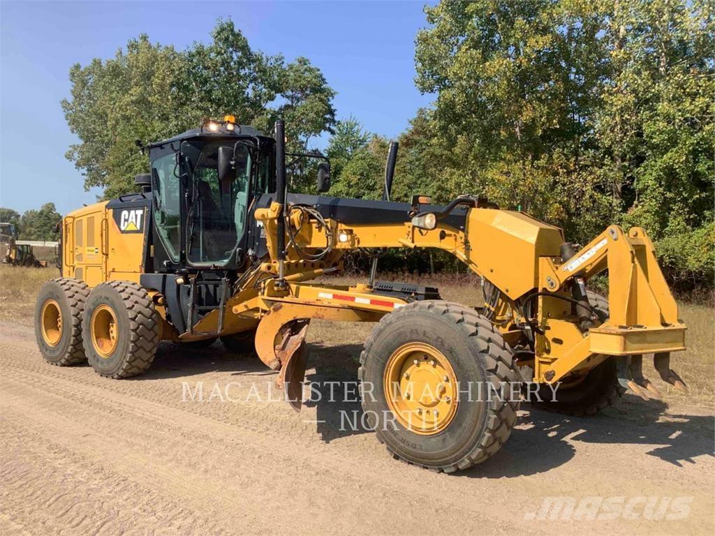 CAT 140M3 AWD Równiarki