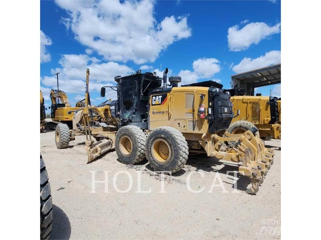 CAT 140M3 AWD Równiarki