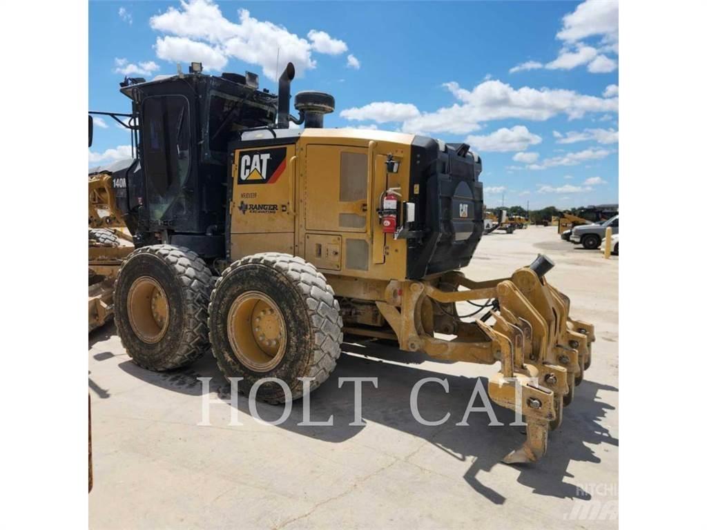 CAT 140M3 AWD Równiarki