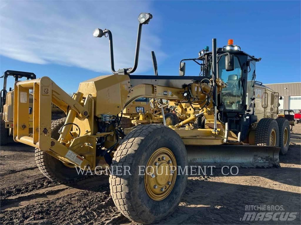 CAT 140M3 AWD Równiarki