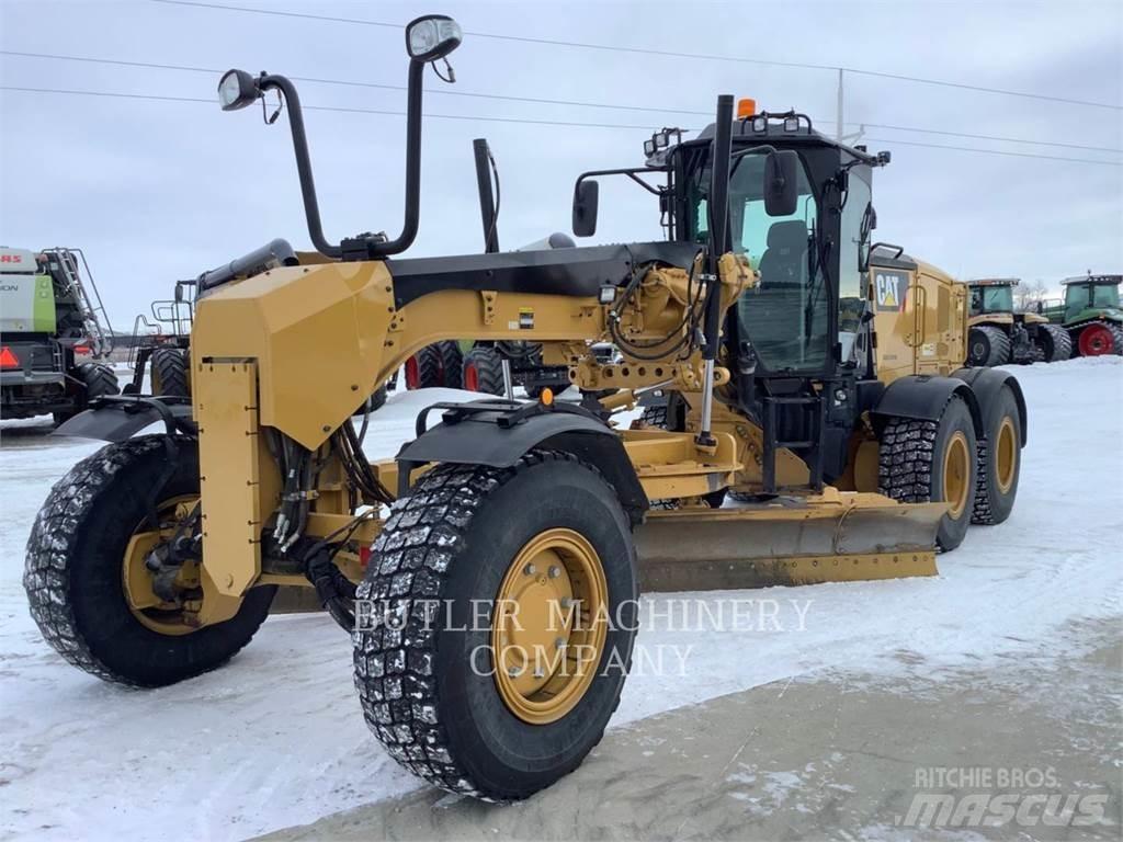 CAT 140M3 AWD Równiarki