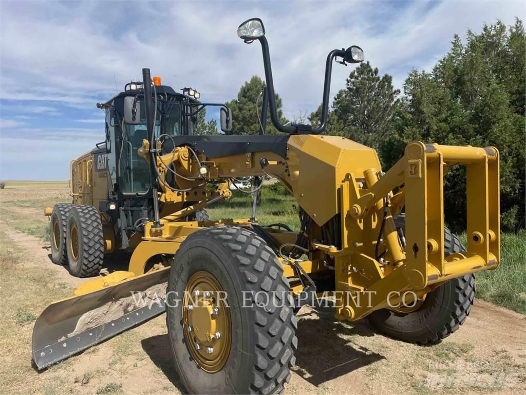 CAT 140M3 AWD Równiarki