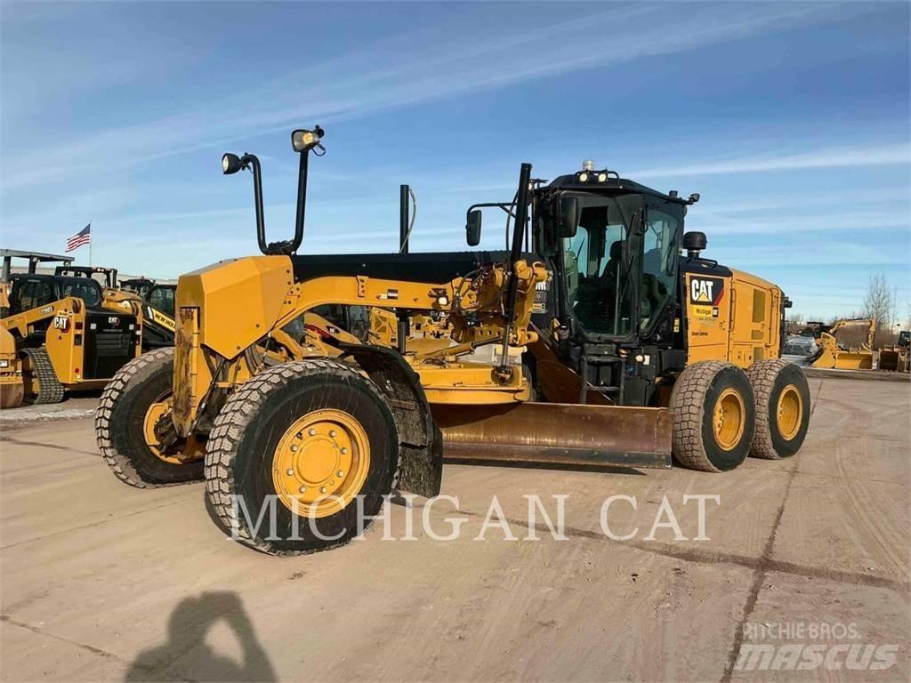 CAT 140M3 AWD Równiarki