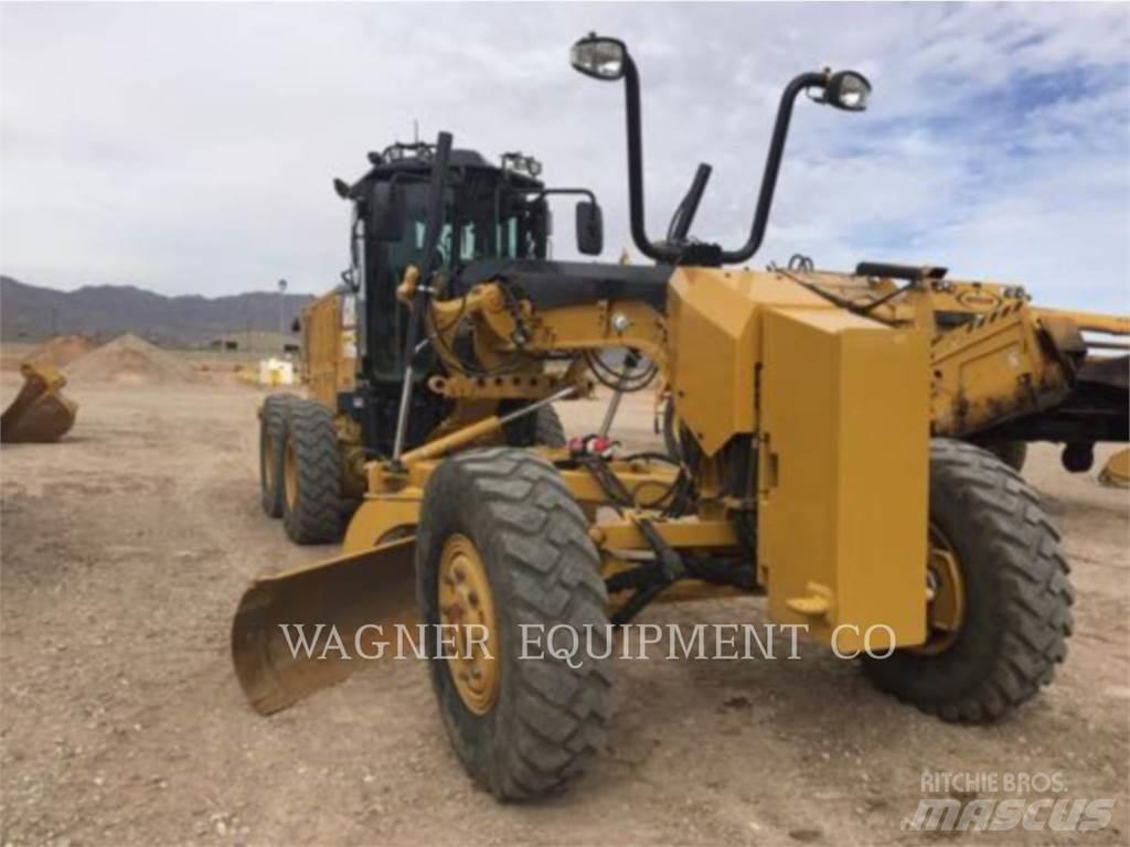 CAT 140M3 AWD Równiarki