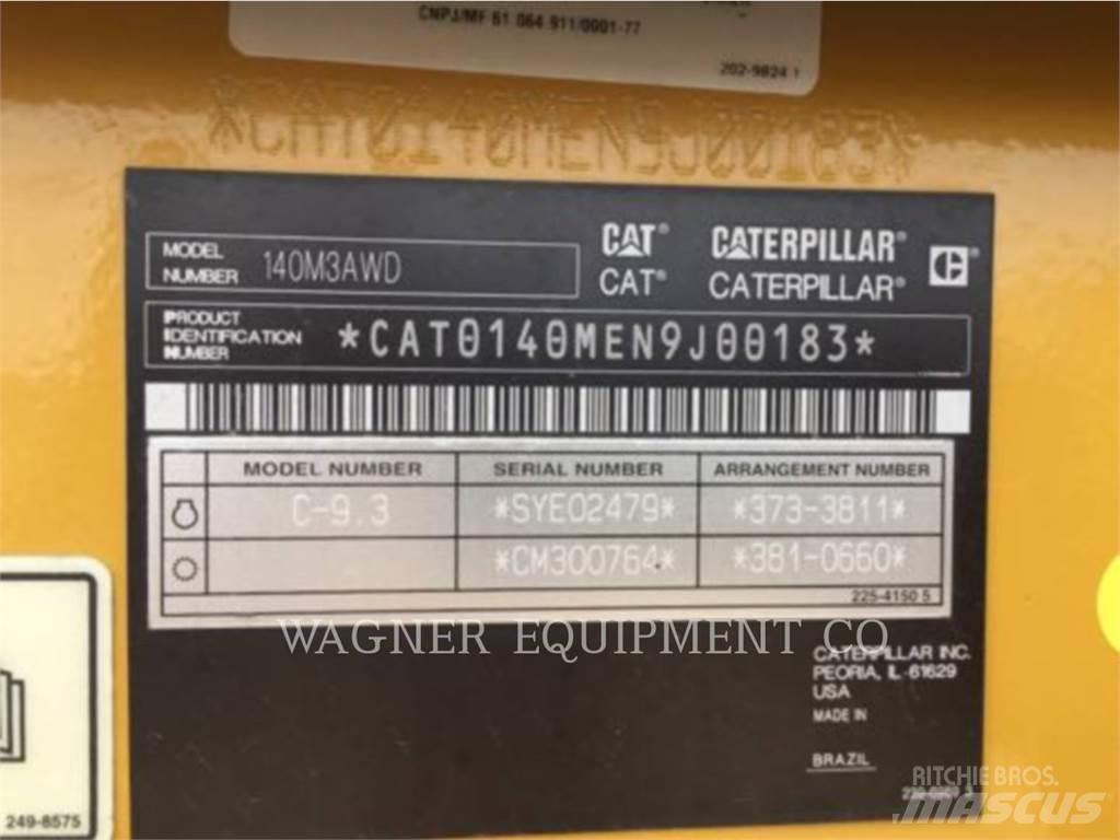 CAT 140M3 AWD Równiarki