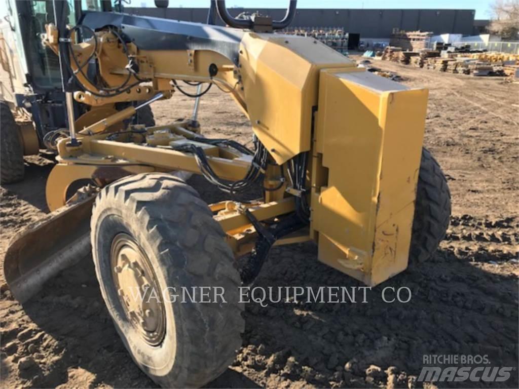 CAT 140M3 AWD Równiarki