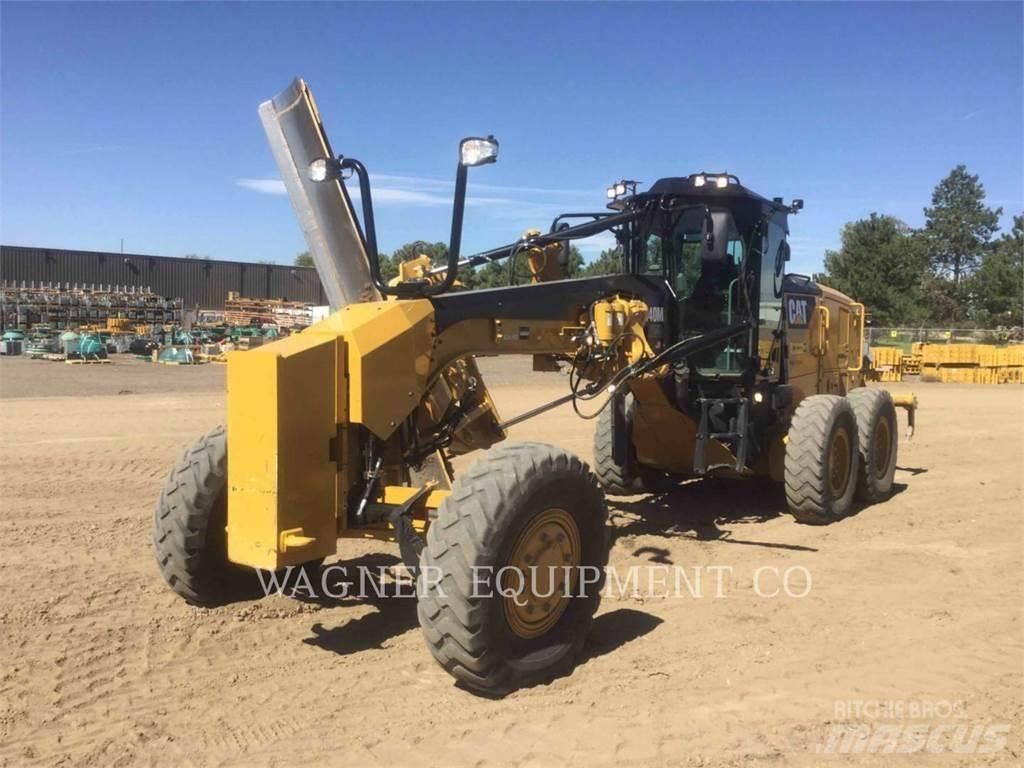 CAT 140M3 AWD Równiarki