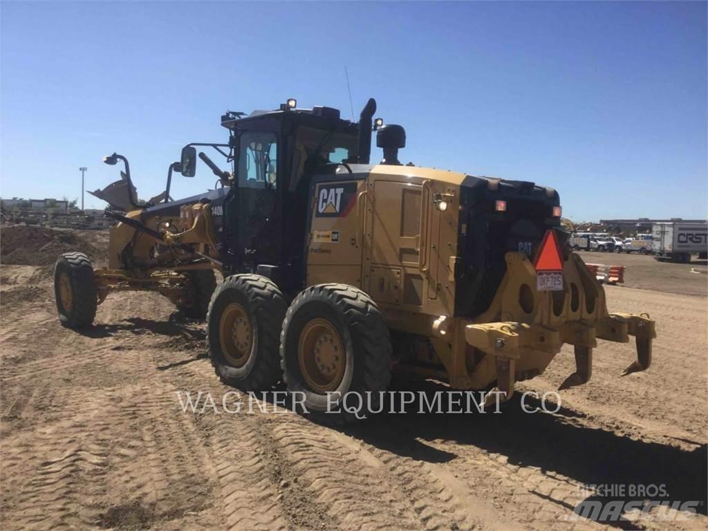 CAT 140M3 AWD Równiarki