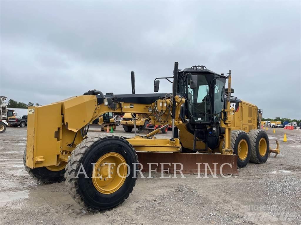 CAT 140M3 R Równiarki