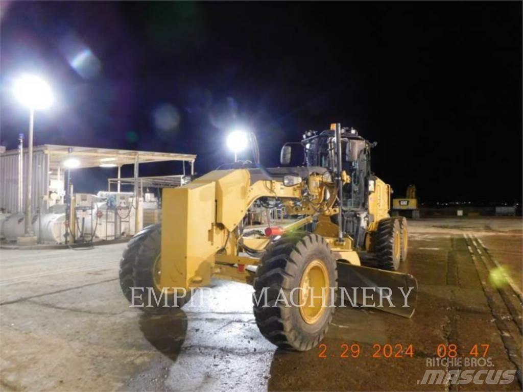 CAT 140M3 TE Równiarki