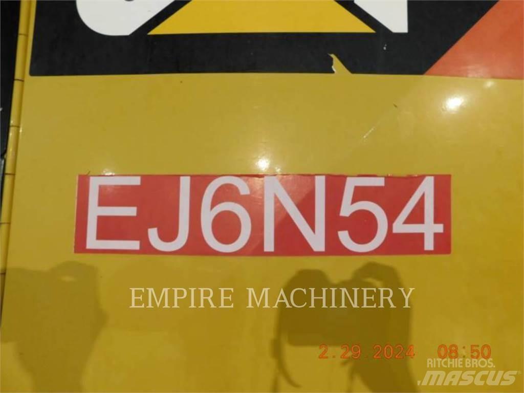 CAT 140M3 TE Równiarki