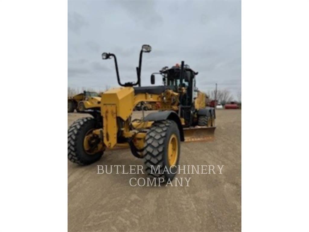 CAT 140M3AWD Równiarki