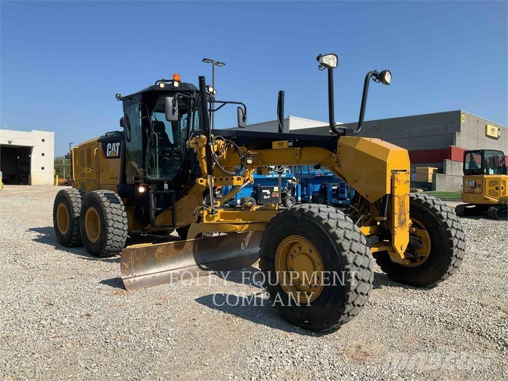CAT 140M3AWD Równiarki