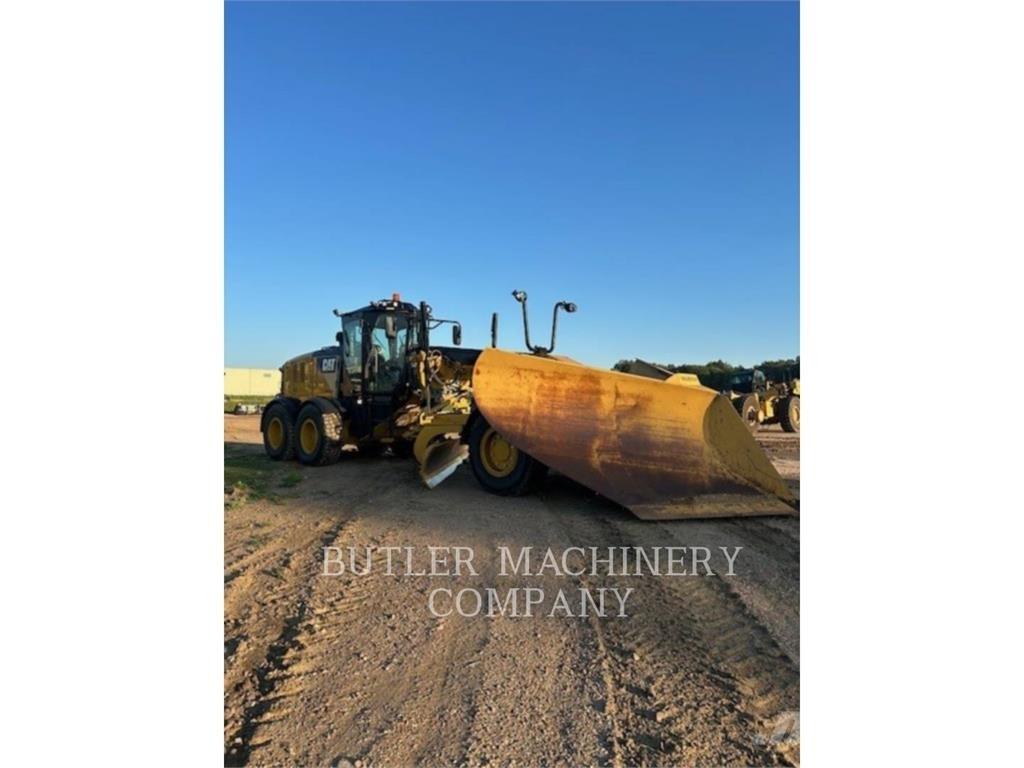 CAT 140M3AWD Równiarki