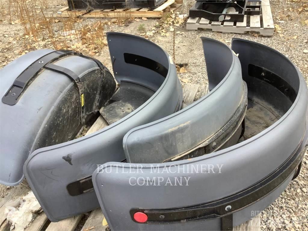 CAT 140M3REARFENDER Maszyny budowlane - Inne