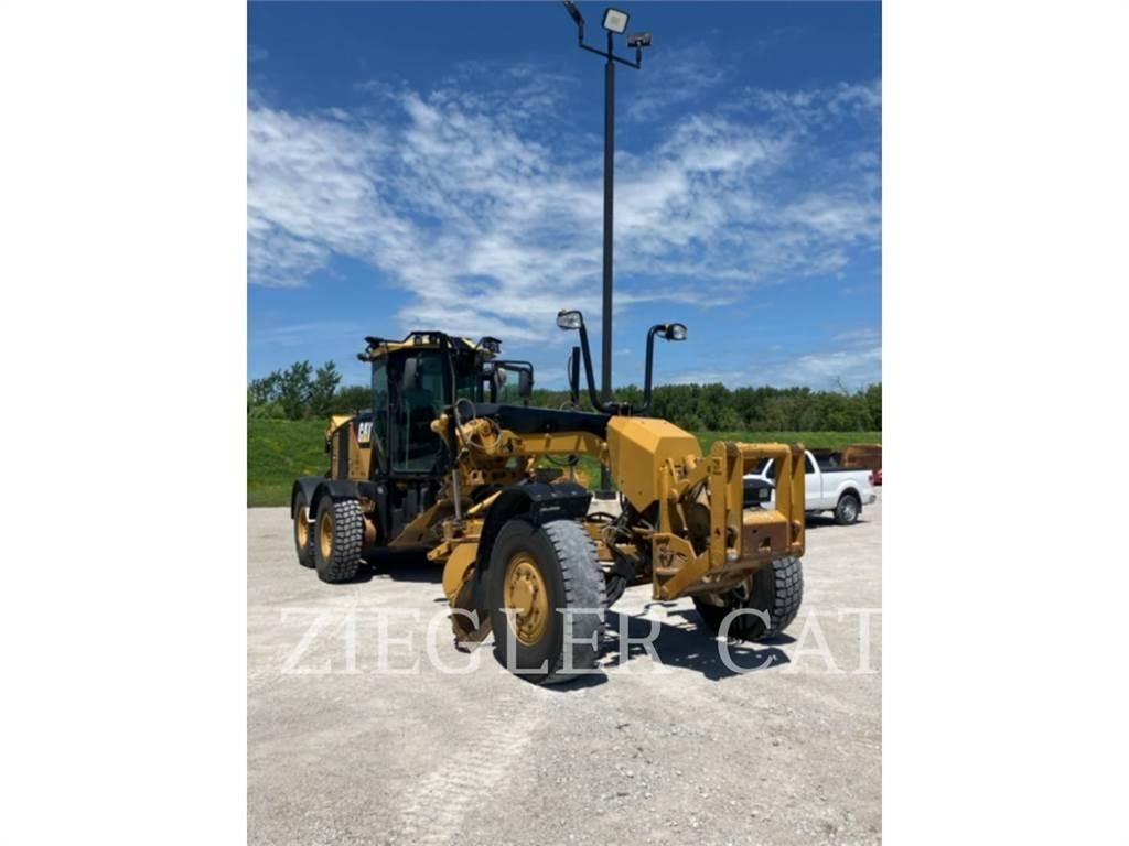 CAT 140MAWD Równiarki