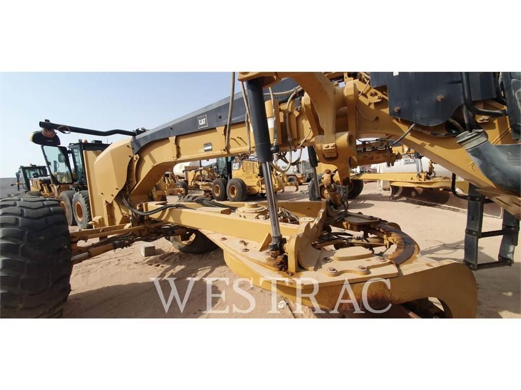 CAT 14M Równiarki