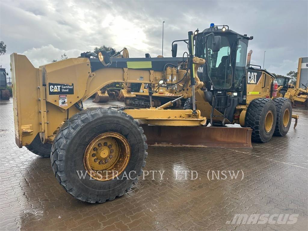 CAT 14M Równiarki