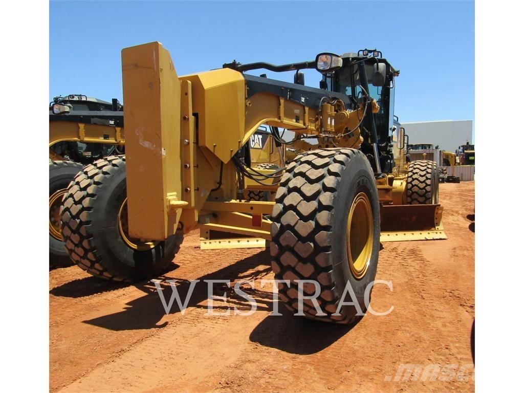 CAT 14M Równiarki