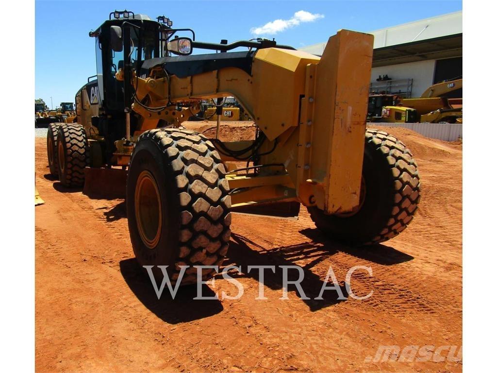 CAT 14M Równiarki