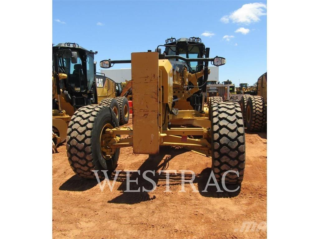 CAT 14M Równiarki