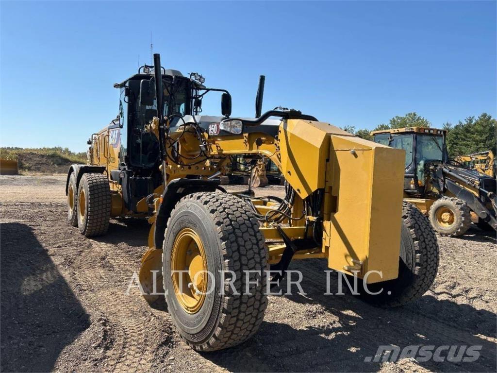 CAT 150-15AWD Równiarki