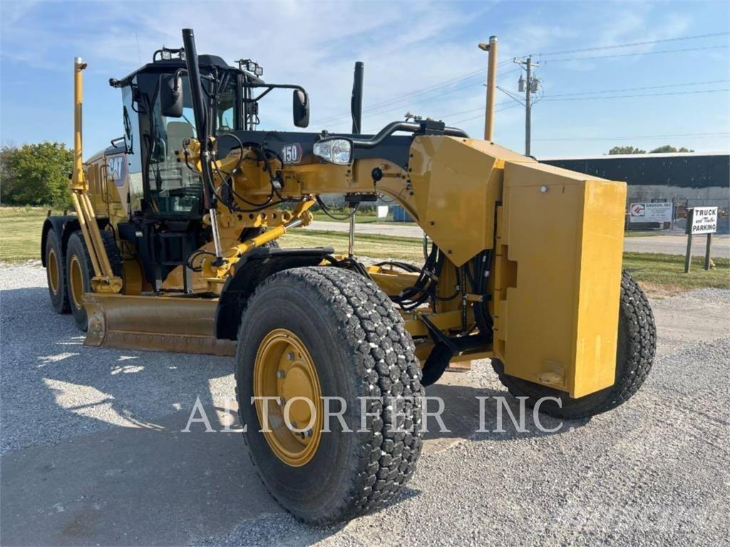 CAT 150-15AWD Równiarki