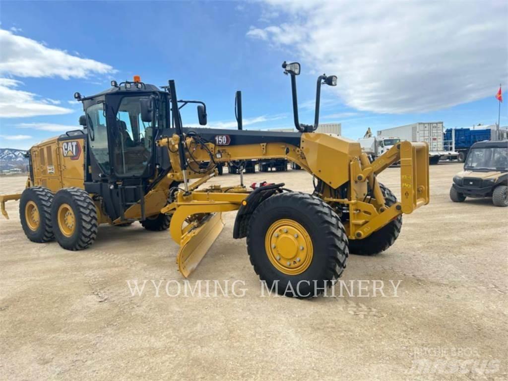 CAT 150 AWD Równiarki