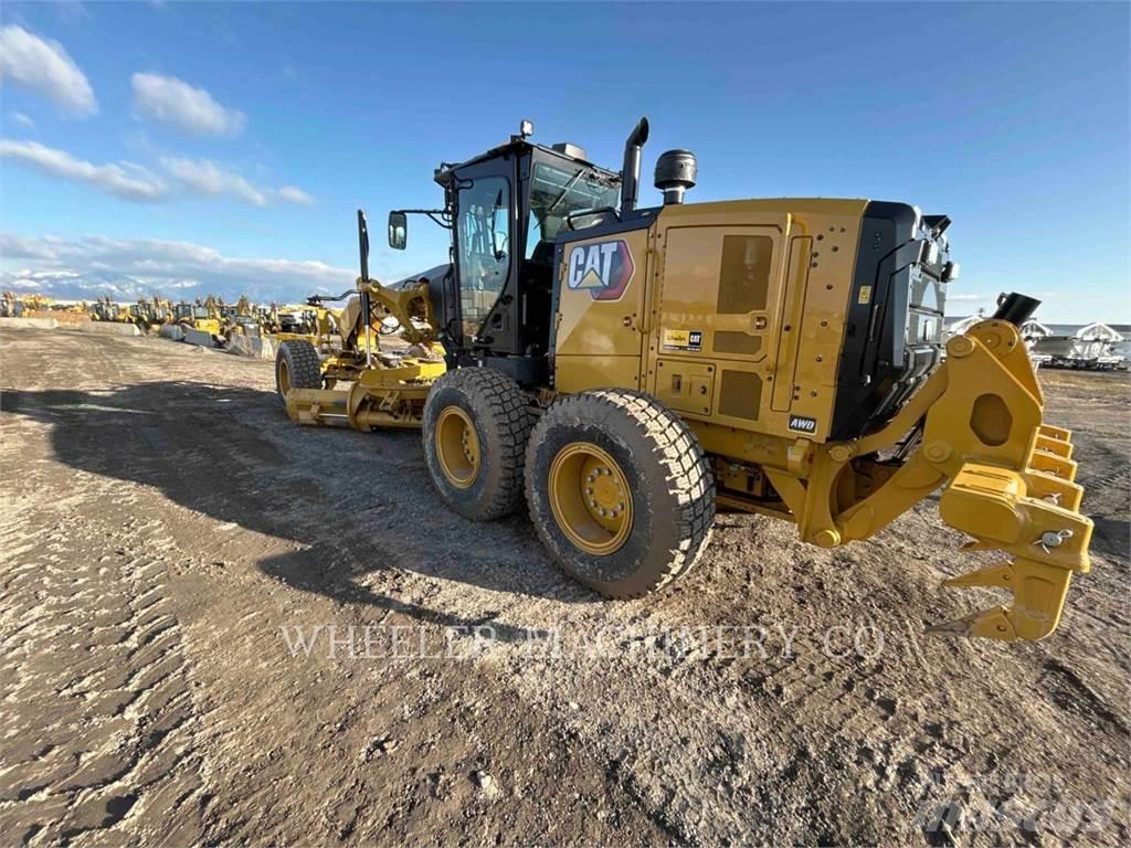 CAT 150 AWD Równiarki