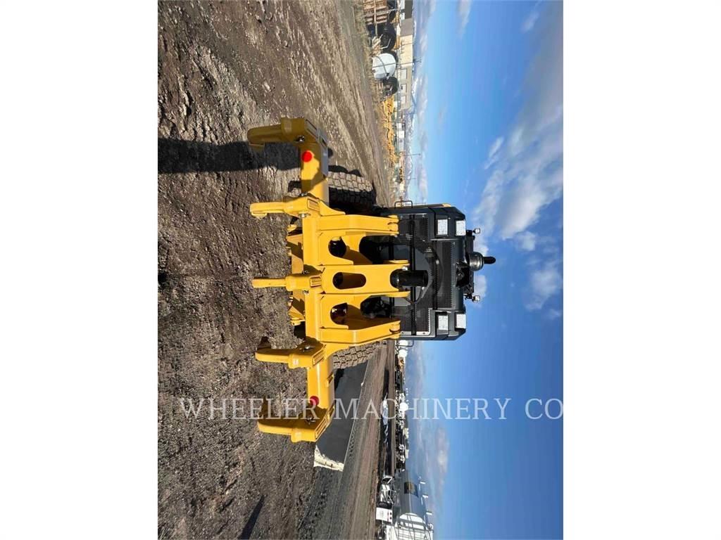 CAT 150 AWD Równiarki