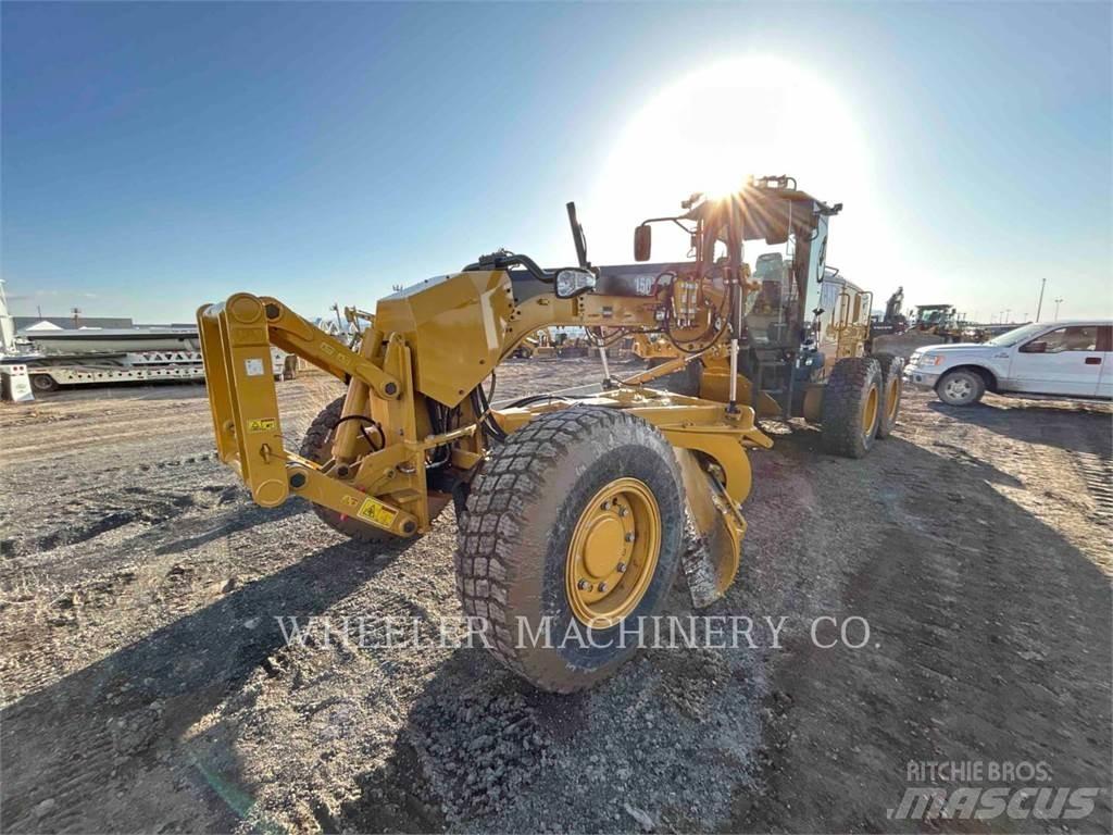 CAT 150 AWD Równiarki