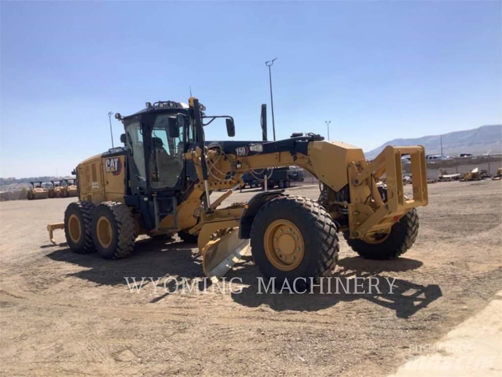 CAT 150 AWD Równiarki