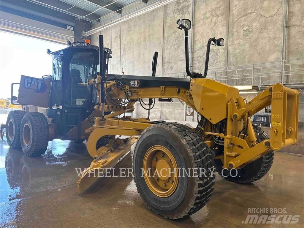 CAT 150 AWD Równiarki