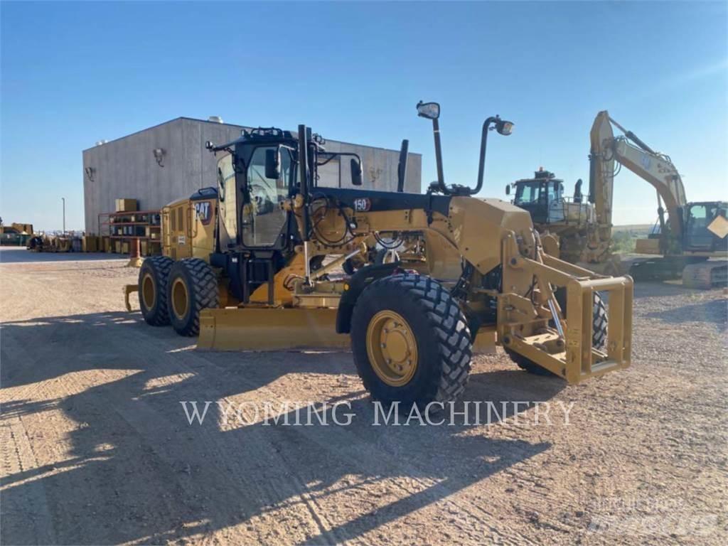 CAT 150 AWD Równiarki