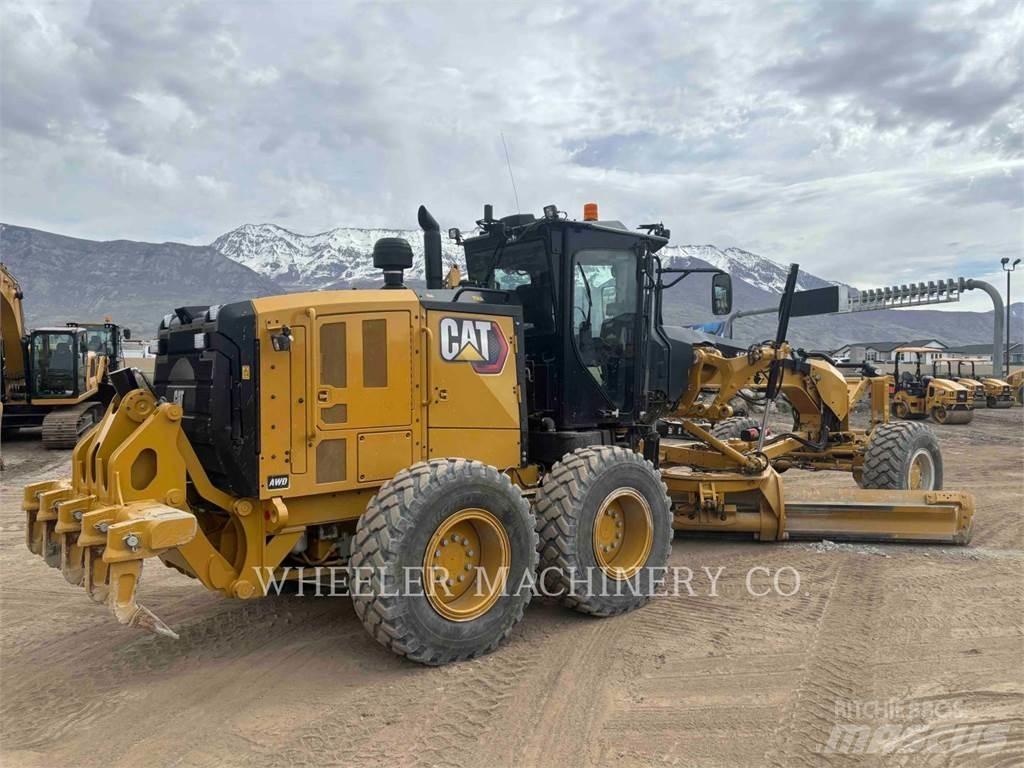 CAT 150 AWD Równiarki