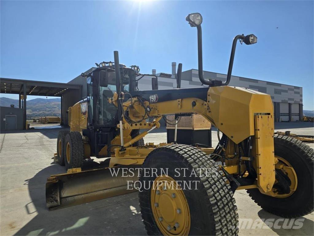 CAT 150 AWD Równiarki