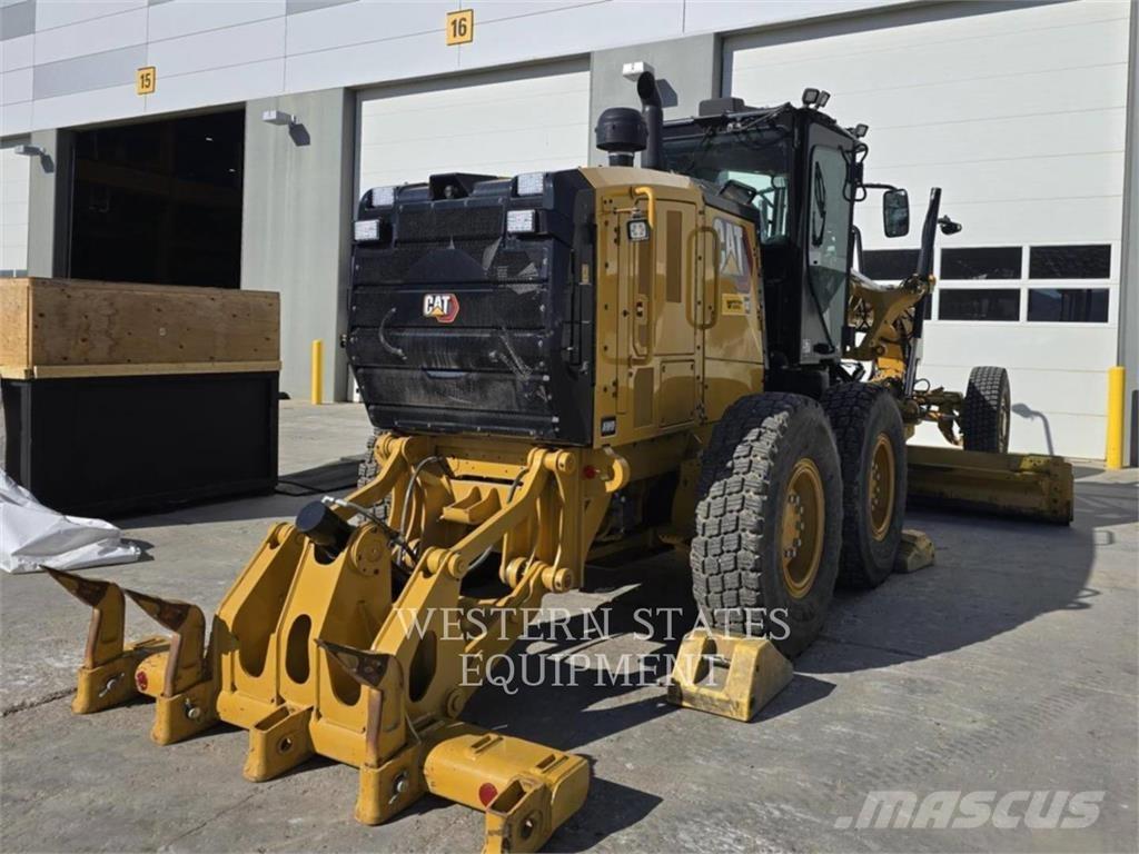 CAT 150 AWD Równiarki