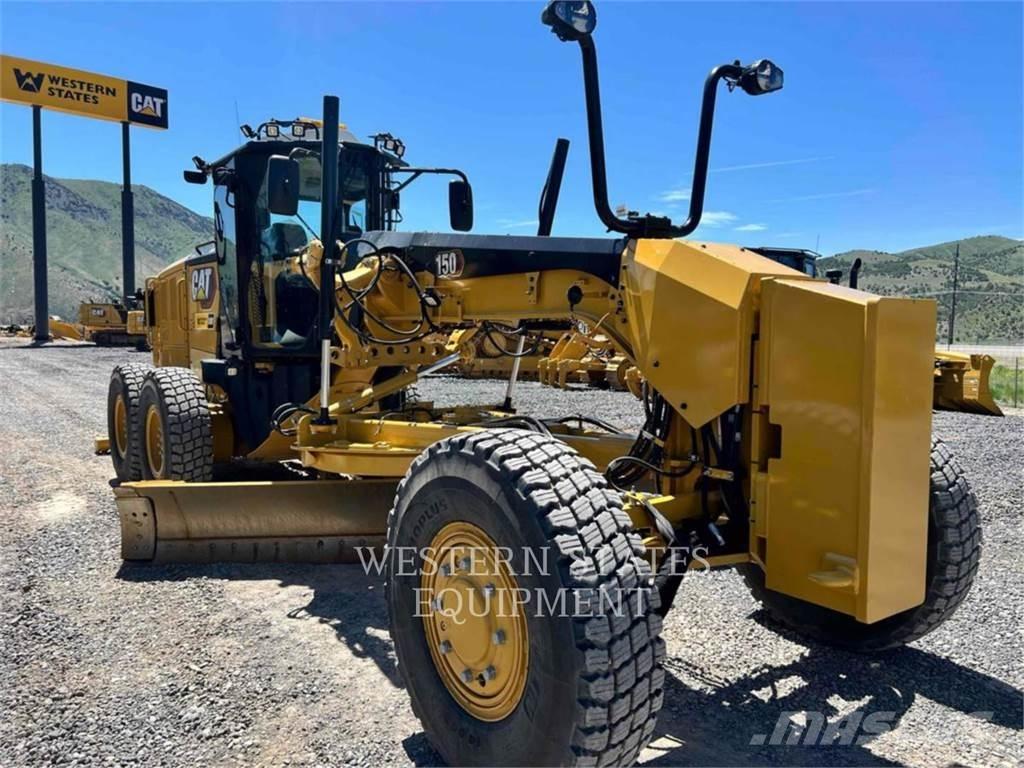 CAT 150 AWD Równiarki