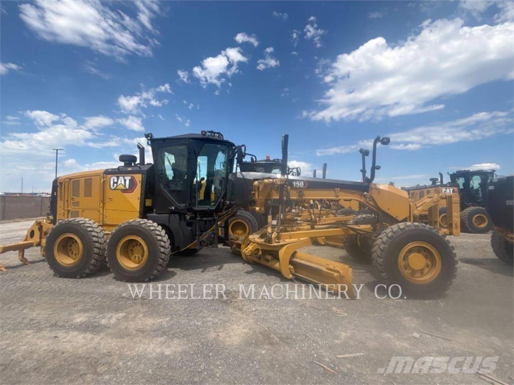 CAT 150 AWD Równiarki