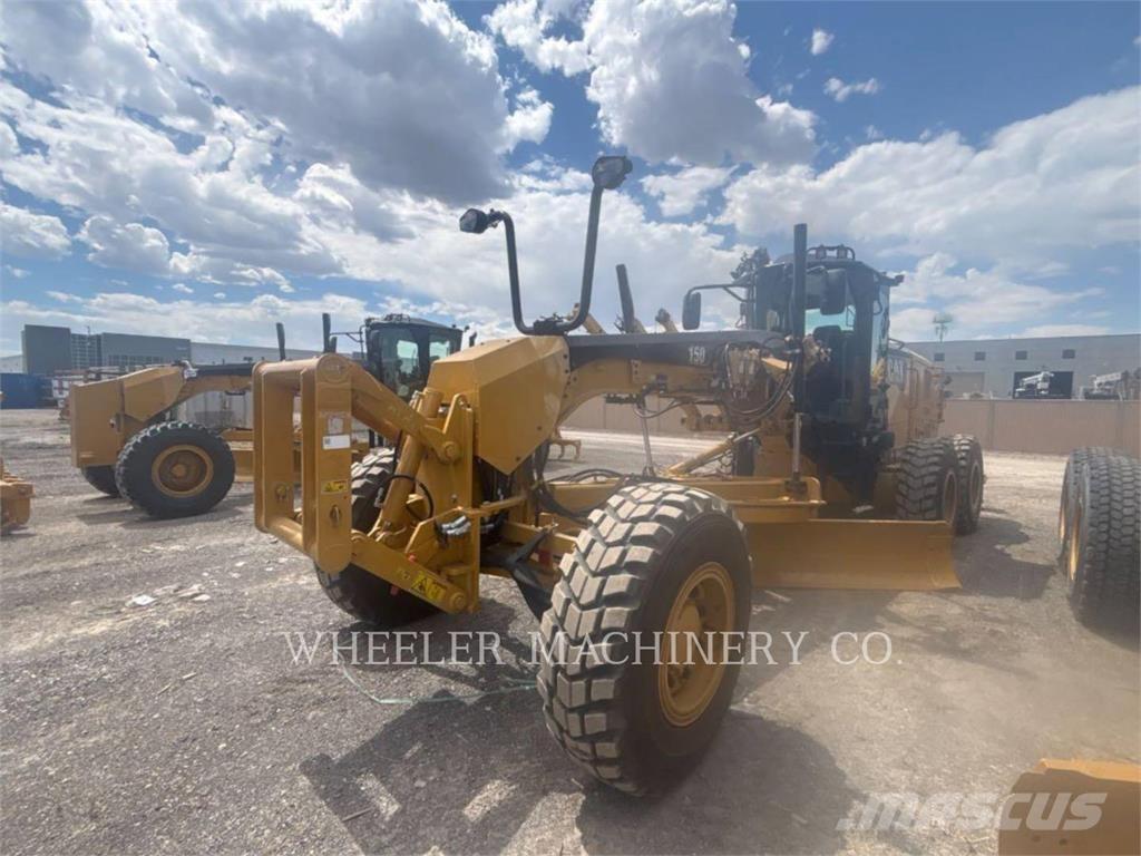 CAT 150 AWD Równiarki