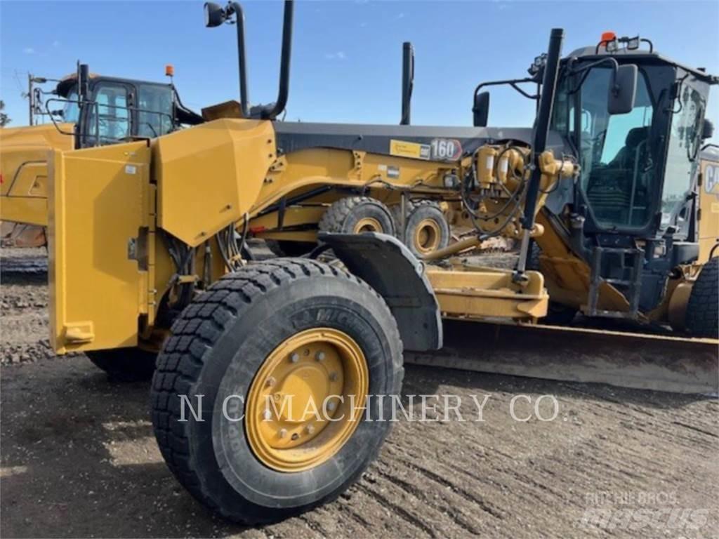 CAT 160 Równiarki