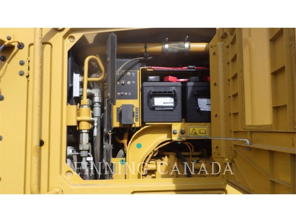 CAT 160-15 AWD Równiarki