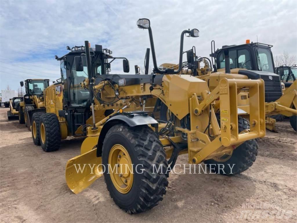 CAT 160 AWD Równiarki