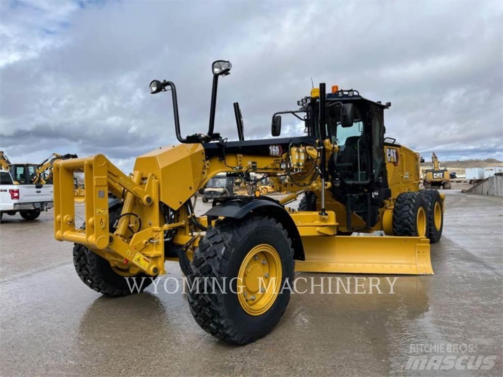 CAT 160 AWD Równiarki