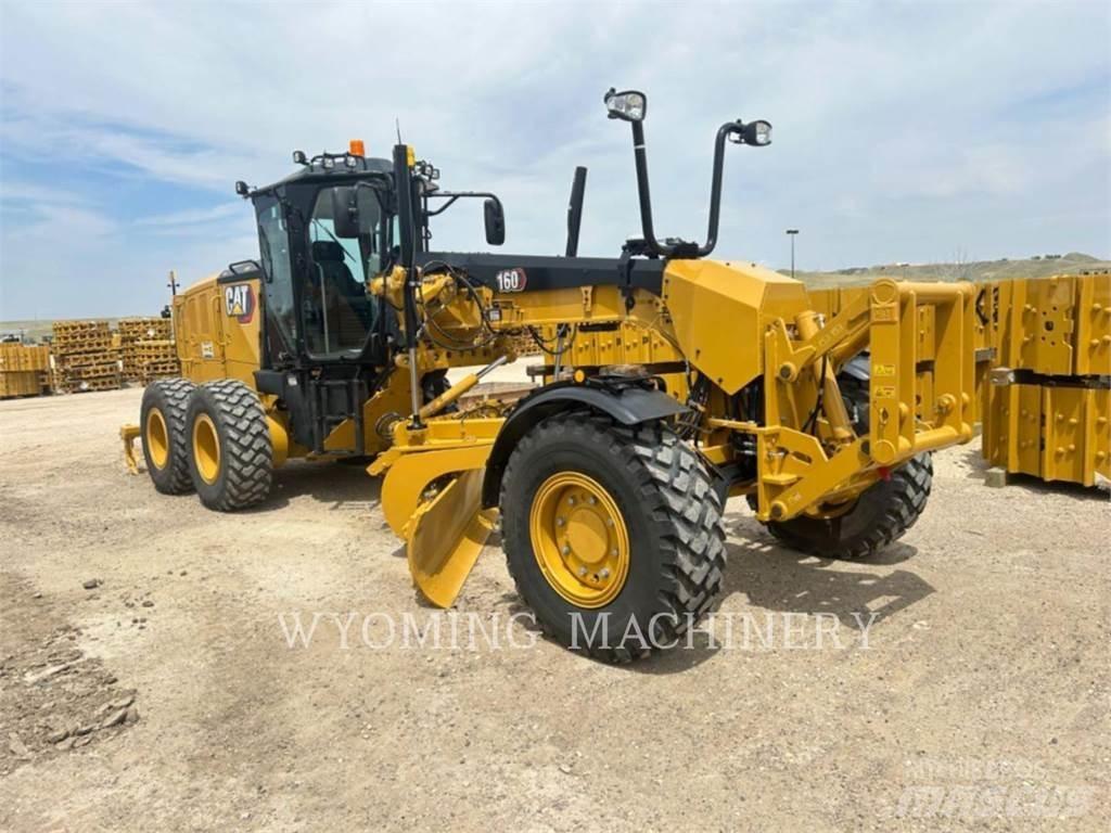 CAT 160 AWD Równiarki