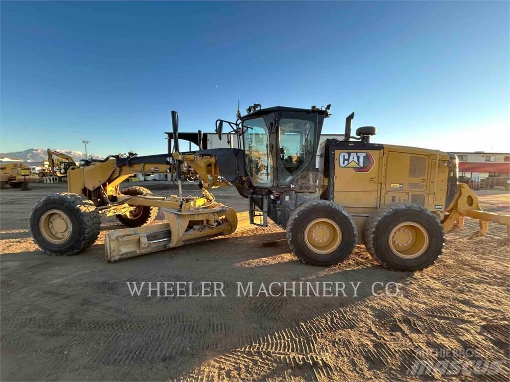 CAT 160 AWD Równiarki